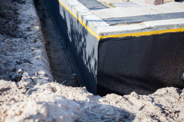 Professional Vapor Barrier Installation technician working in Pleasantville, NY